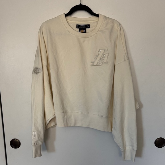 NBA Los Angeles Lakers Neutral Women’s Crewneck - Picture 1 of 9